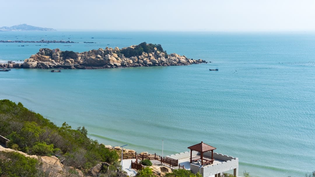 风景 - Q60CwogBPrs