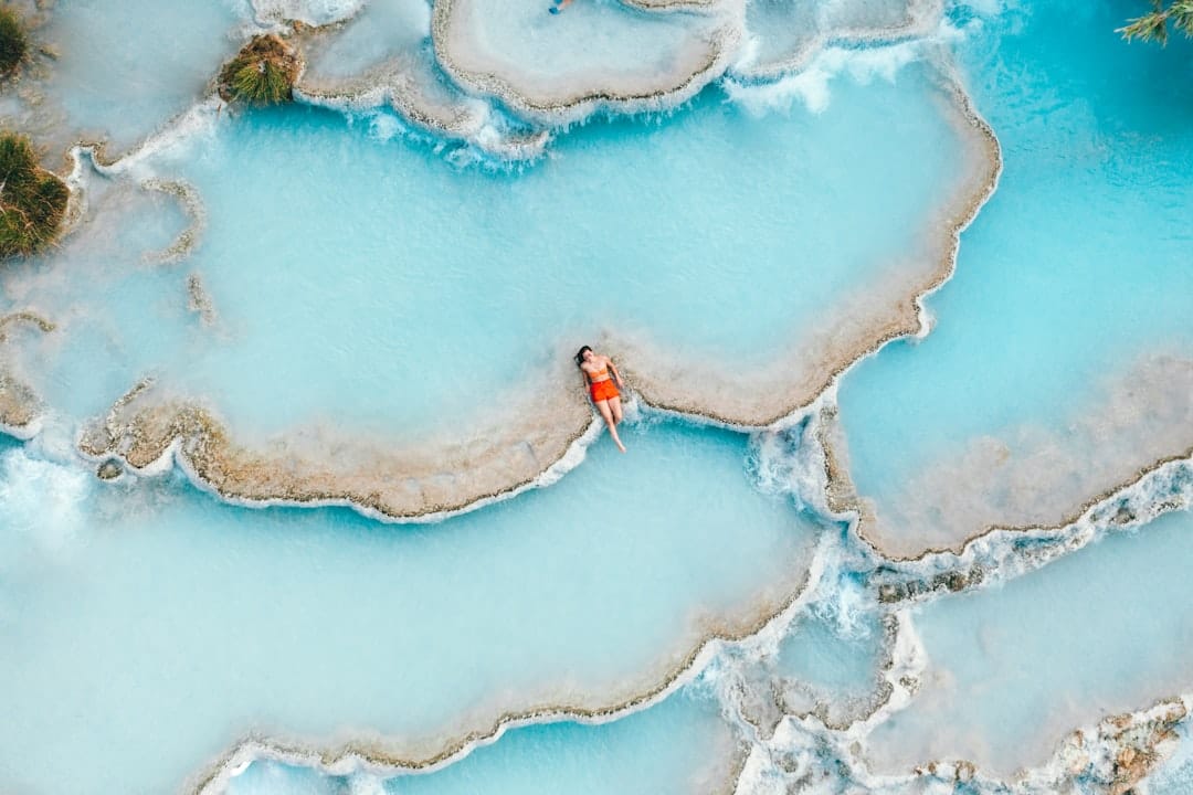 travel - EvS_yFY48VU